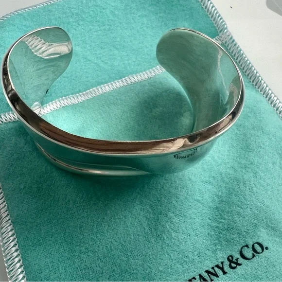 SOLD ON eBAY! Tiffany & Co 1978 Bone Cuff Bracelet Elsa Peretti Vintage Silver - Picture 10 of 11